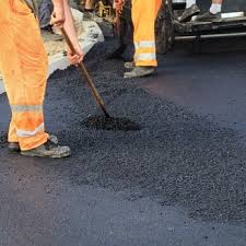 Best Driveway Grading and Leveling  in Lemoore Station, CA